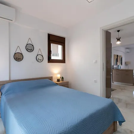 Sithonia Rs Olive Luxury Maisonette بيت للعطل