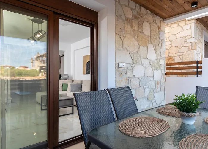 펜션 Sithonia Rs Olive Luxury Maisonette 니키티